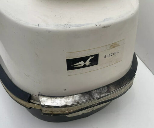 1971 JOHNSON EVINRUDE 40EL71B 40HP OUTBOARD MOTOR COWLING / COVER O.E.M USED.,,