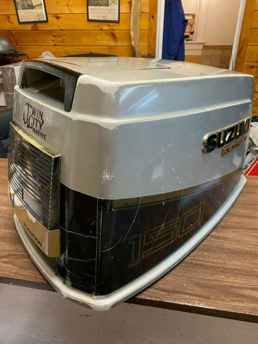 1992 Suzuki DT 150 HP EFI 2 Stroke Hood Top Cowl Cowling Shroud Freshwater MN