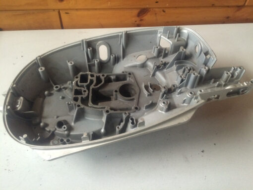 2000 s Honda BF 9.9 HP 4 Stroke 20" Outboard Engine Lower Pan Cowl Freshwater MN,,