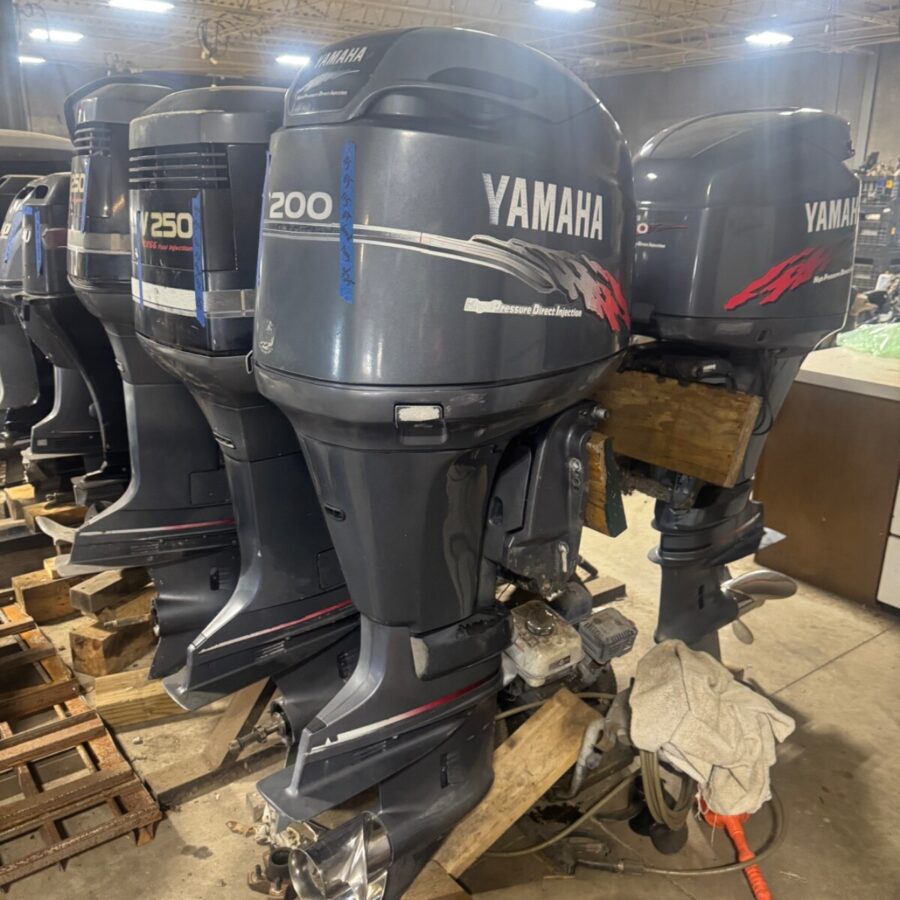2000 Yamaha 200 HPDI 25" Outboard Boat Motor Engine Good Shape Runs Well V6 LH