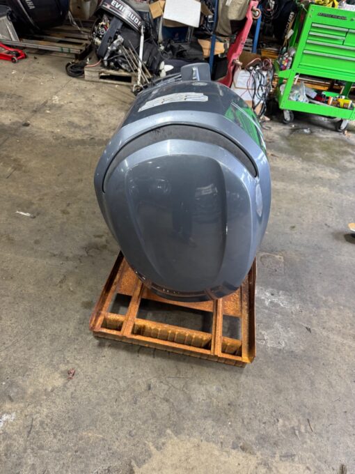 2003 Yamaha 225 hp F225 4-Stroke 25" Outboard Boat Motor V6 Standard Rotation RH,,