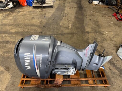 2003 Yamaha 225 hp F225 4-Stroke 25" Outboard Boat Motor V6 Standard Rotation RH,,