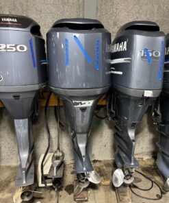 2005 Yamaha 250 hp F250 4-Stroke 25" Outboard Boat Motor V6 Nice Shape Counter