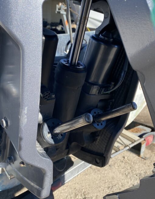 2010 Yamaha 350 HP 4-Stroke 30" Outboard Motor,,