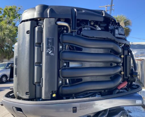 2010 Yamaha 350 HP 4-Stroke 30" Outboard Motor,,