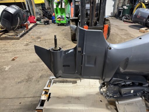 2013 Yamaha 300 hp F300 4-Stroke 30" Outboard Boat Motor V6 Counter Rotation LH,,