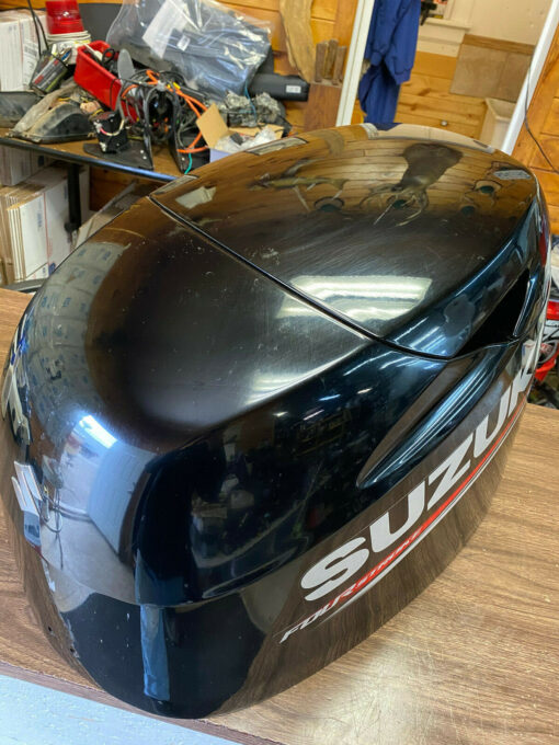 2015 Suzuki DF 70 HP 4 Stroke Outboard Engine Top Cowl Cover Hood Freshwater MN,,