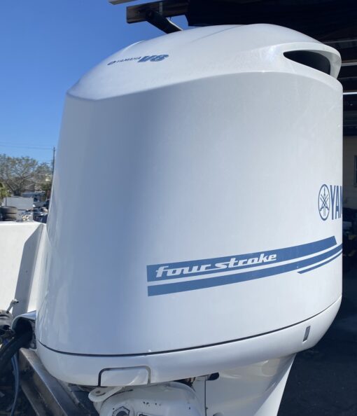 2016 Yamaha 350 HP 4-Stroke 30" Outboard Motor,,
