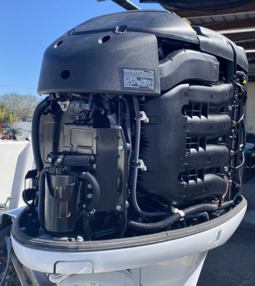 2016 Yamaha 350 HP 4-Stroke 30" Outboard Motor,,