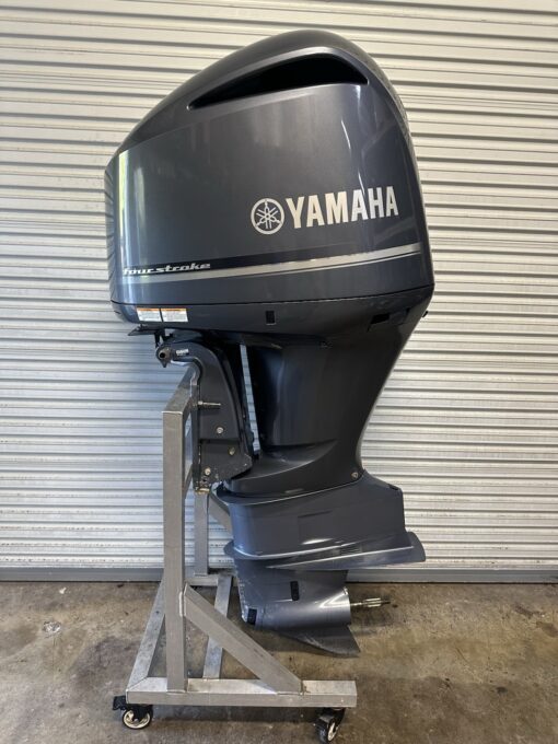 2019 Yamaha F300 Outboard Boat Motor 30” RH Rotation,,