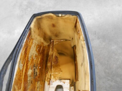 281779 Evinrude 1982 75hp E75TRLCNB Outboard Motor Engine Cover Hood (B),,