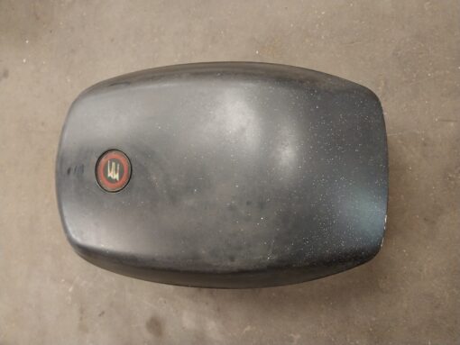 Evinrude Two Stroke Outboard Motor OEM Cowling / Hood / Motor Cover,,