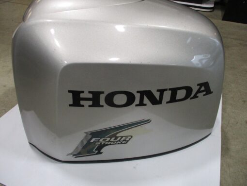 HONDA OUTBOARD HOOD OFF A 2011 EFI 90 HP motor