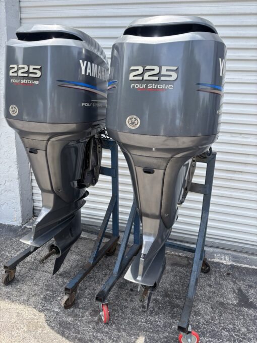 2005 Yamaha F225 225HP 4-Stroke Outboard Motors – EFI Pair, 25” Shaft