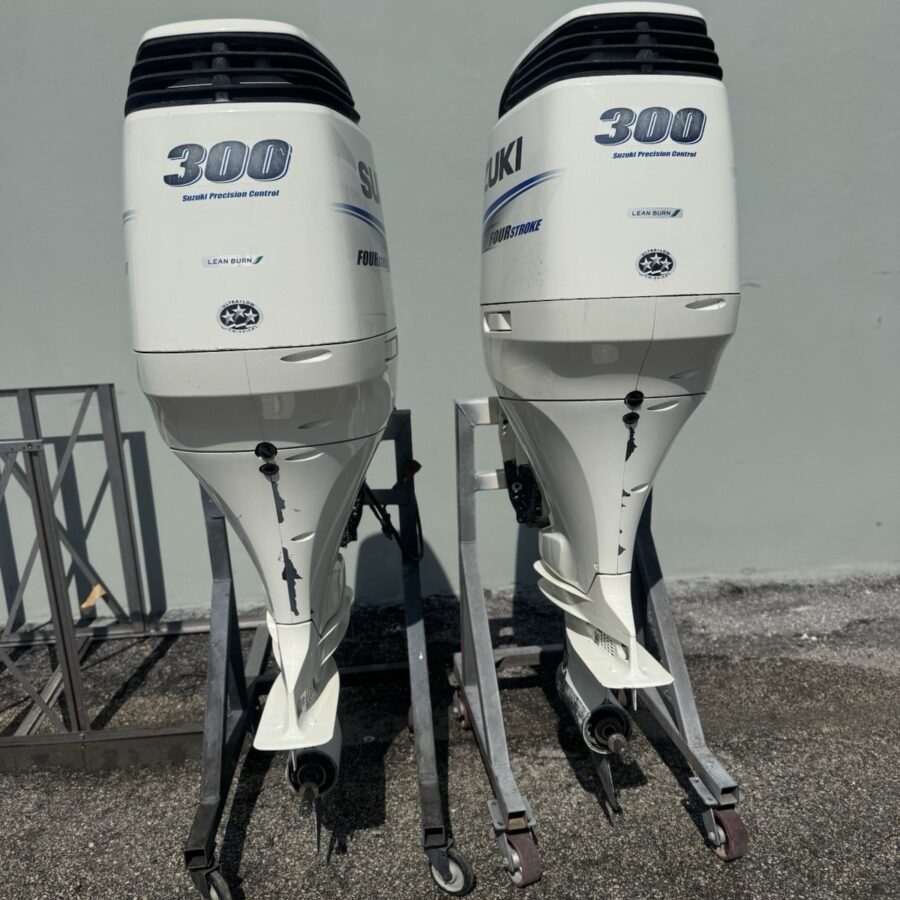 Pair of 2016 Suzuki 300 HP Four-Stroke Outboard Motors – Counter Rotating, 25” Shafts – EFI, Power Tilt & Trim – Includes Controls & Harnesses