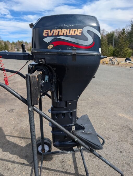 1999 Evinrude 15 HP 4-Stroke Outboard Motor – Long Shaft 20", Tiller, Pull Start – Reliable & Quiet - Image 2
