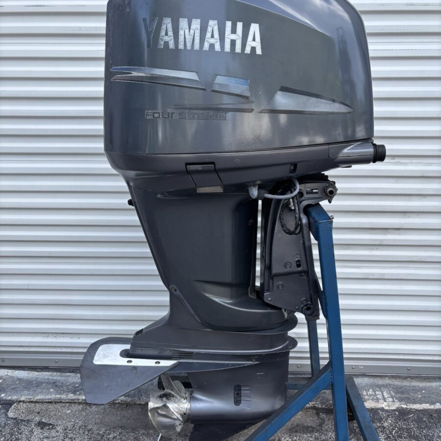 2004 Yamaha 200 HP Four-Stroke Outboard Motor – F200TLRC – EFI – 25” Shaft – Power Tilt & Trim – Runs Perfect