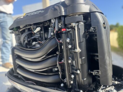 2023 Yamaha 300HP 4-Stroke Outboard Motor – New, EFI, 30” Shaft - Image 4