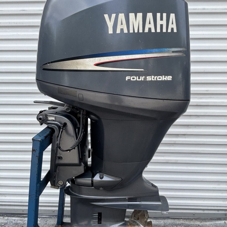 Pair of 2016 Suzuki 300 HP Four-Stroke Outboard Motors – Counter Rotating, 25” Shafts – EFI, Power Tilt & Trim – Includes Controls & Harnesses