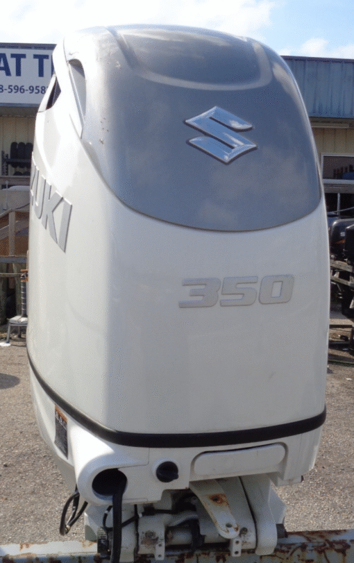 2021 Suzuki DF350 350HP Dual Prop 4-Stroke Outboard Motor – 30” Shaft – Excellent Condition - Image 5