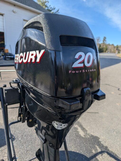 2009 Mercury 20HP 4-Stroke Outboard Motor – 20” Long Shaft – Electric Start – Power Tilt – Remote - Image 3
