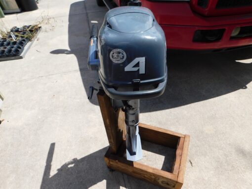 Yamaha 4HP 4-Stroke Outboard Boat Motor | S4MSCH | Used | Low Hours | 15" Shaft | Tiller - Image 3