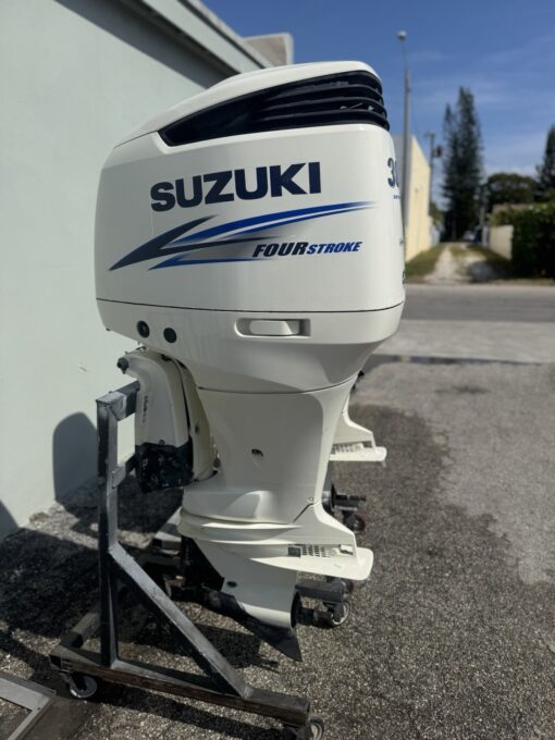 Pair of 2016 Suzuki 300 HP Four-Stroke Outboard Motors – Counter Rotating, 25” Shafts – EFI, Power Tilt & Trim – Includes Controls & Harnesses - Image 4