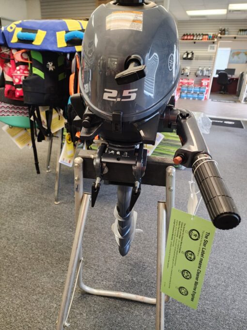 NEW Yamaha F2.5LMHB 2.5HP 4-Stroke 20" Long Shaft Tiller Handle Manual Start Outboard Motor - Image 4
