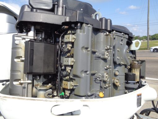 2021 Suzuki DF350 350HP Dual Prop 4-Stroke Outboard Motor – 30” Shaft – Excellent Condition - Image 8