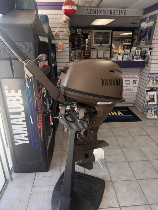 2024 Yamaha F25SWTHC3 25HP Outboard Motor | 15" Shaft | Tiller Handle | Electric Start & Pull Start | Fuel Injection | 3-Year Yamaha Warranty - Image 6