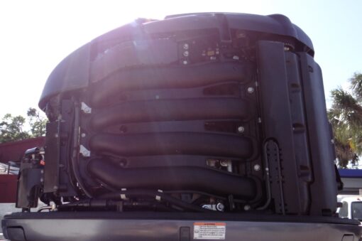 2008 Yamaha V8 350HP 4-Stroke DEC Outboard Motor – 25” Shaft, Used, Excellent Condition - Image 8