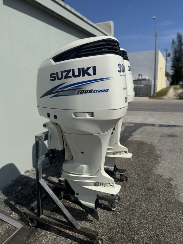 Pair of 2016 Suzuki 300 HP Four-Stroke Outboard Motors – Counter Rotating, 25” Shafts – EFI, Power Tilt & Trim – Includes Controls & Harnesses - Image 9