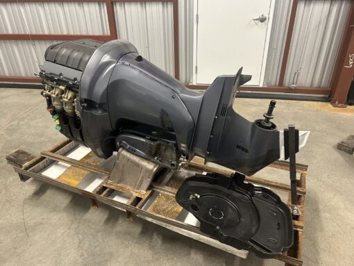 2007 Yamaha F225 Outboard Motor – 225HP – 4-Stroke – 25" Shaft – Freshwater Use – 902 Hours - Image 9