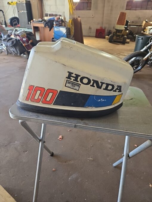 top cowl cover for a 10hp B100S HONDA OUTBOARD BOAT MOTOR 100 four 4 stroke