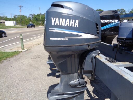 USED 2007 Yamaha F115 115HP 25" Outboard Motor | 4-Stroke | Great Condition | Excellent Compression