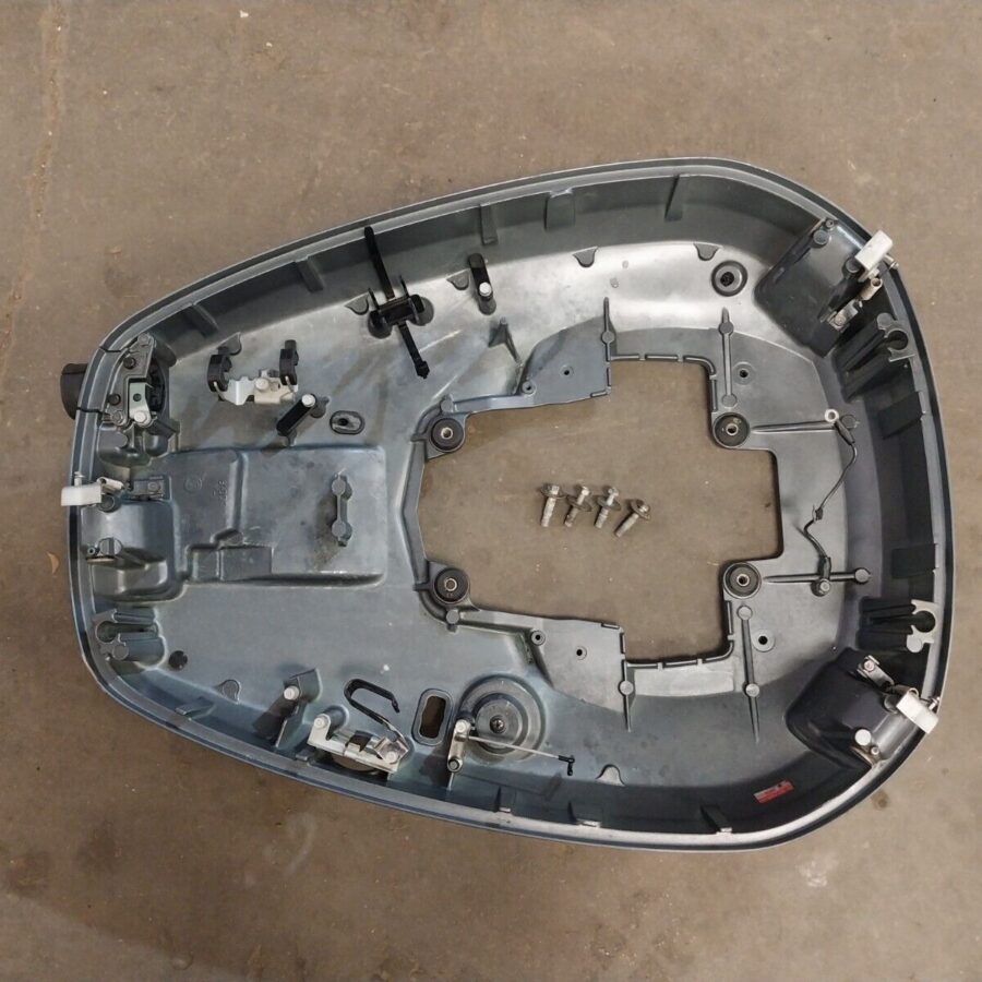 Yamaha 150 150hp VMAX Outboard Motor OEM Complete Bottom Cowling 64D-42711-01-8D