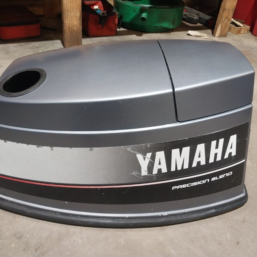 Yamaha 70 70hp Two Stroke Outboard Motor Cowling / Hood