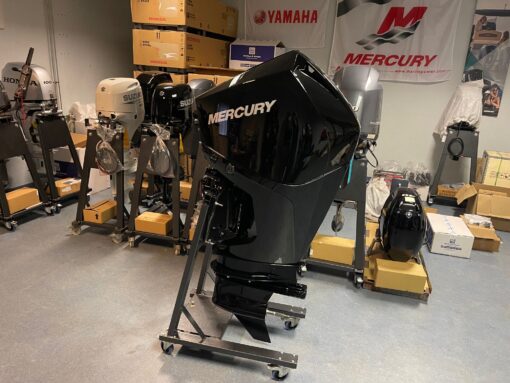 Mercury 225 HP extra long shaft F225 DS (including digital remote control, gauges and stainless steel propeller),,