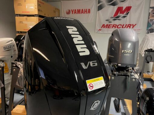 Mercury 225 HP extra long shaft F225 DS (including digital remote control, gauges and stainless steel propeller),,