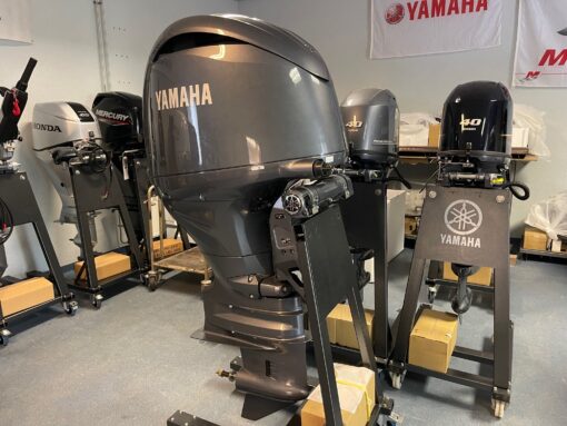 Yamaha 150 PK langstaart F150 CBL (inclusief geïntegreerde hydraulische stuurcilinder, drive-by-wire, CL5 display en propeller),,