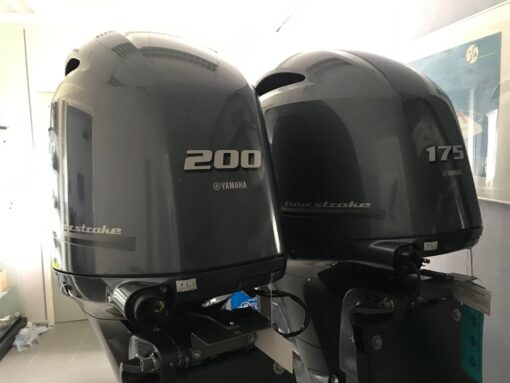 Yamaha 200 HP extra long shaft F200 XCB (includes drive-by-wire controls, gauge and propeller),,